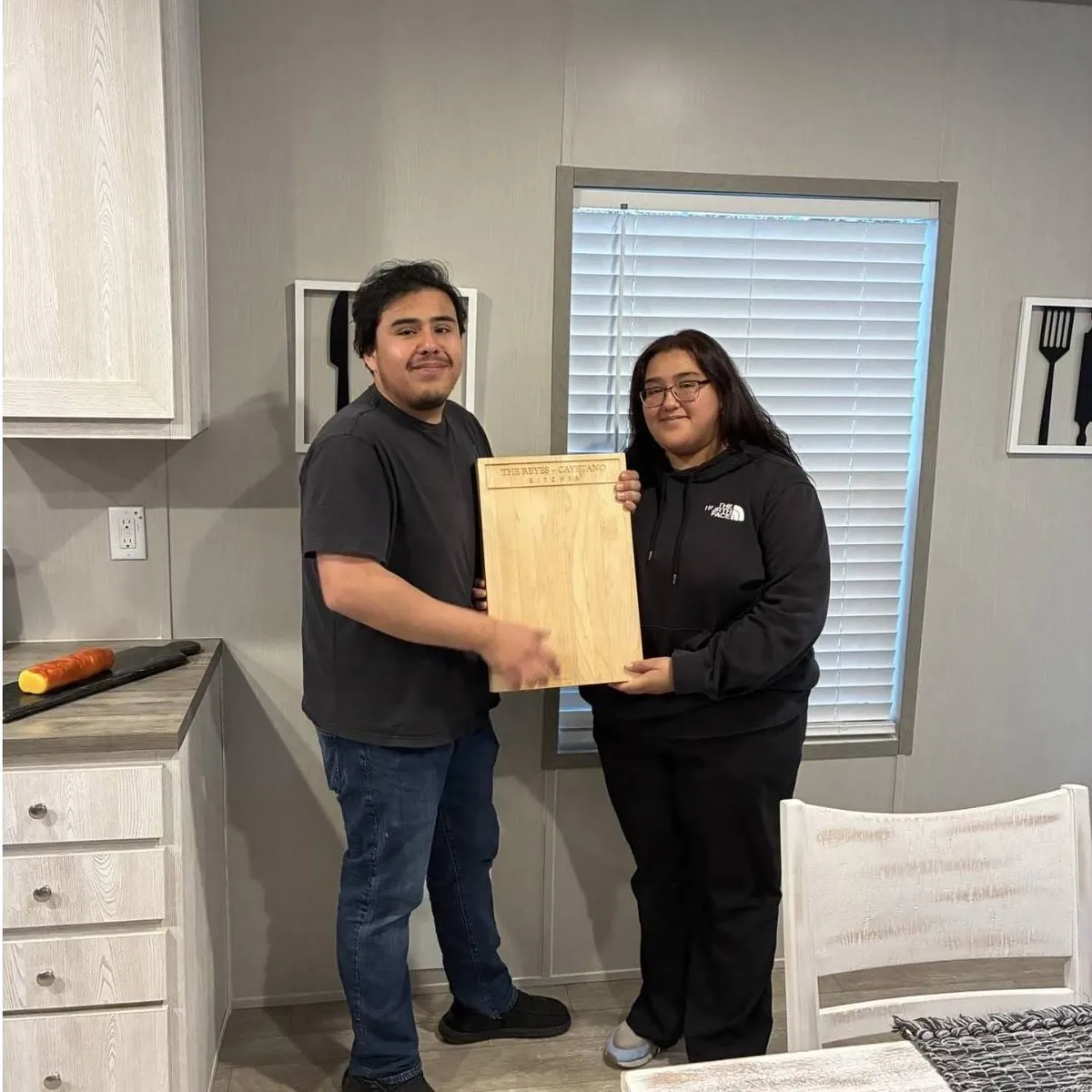 FERNANDO R. welcome home image