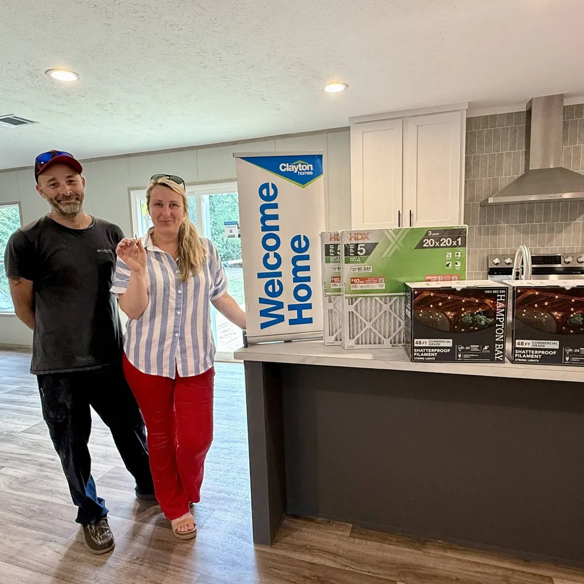 COURTNEY W. welcome home image