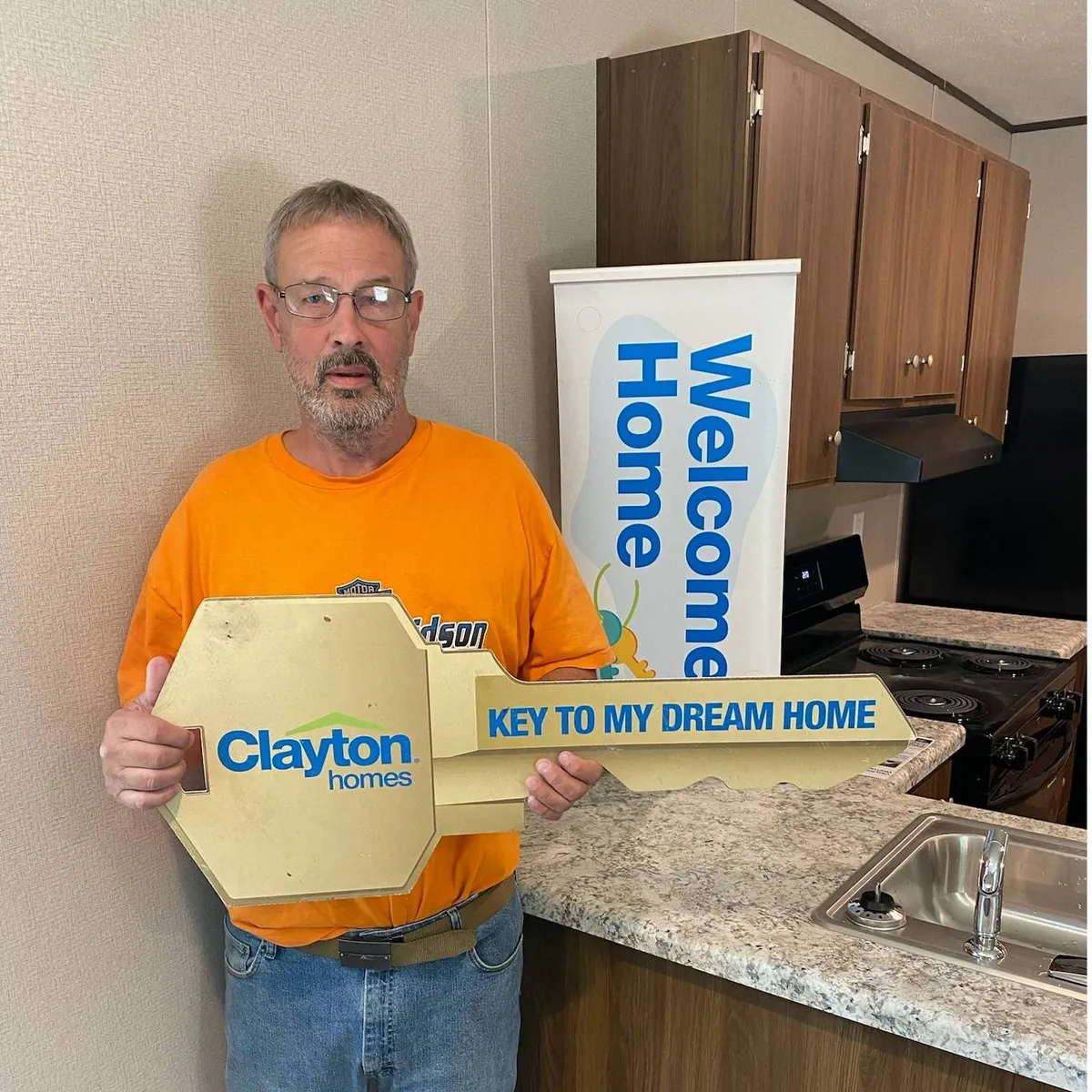LLOYD M. welcome home image