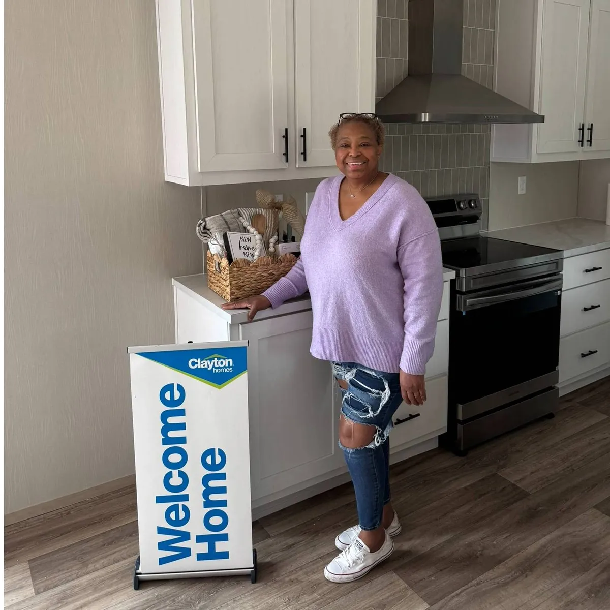 LYNNETTE C. welcome home image