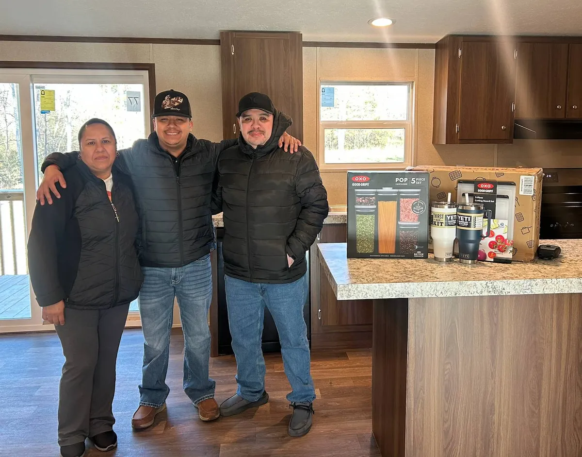 YAHIR Z. welcome home image