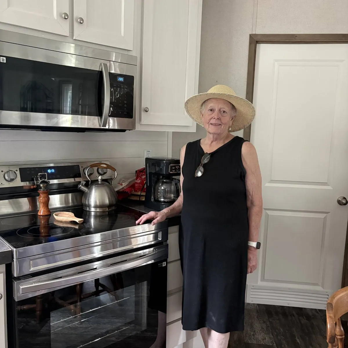 AUDIE B. welcome home image