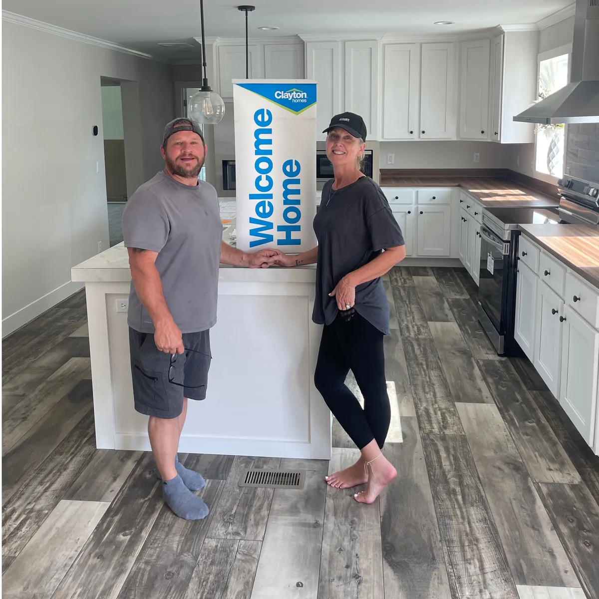 CINTHIA S. welcome home image