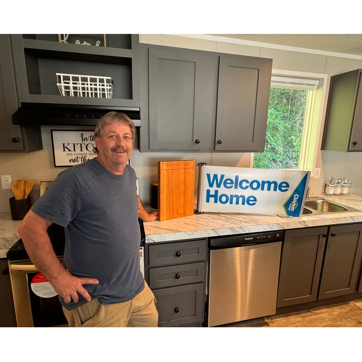 RANDY W. welcome home image
