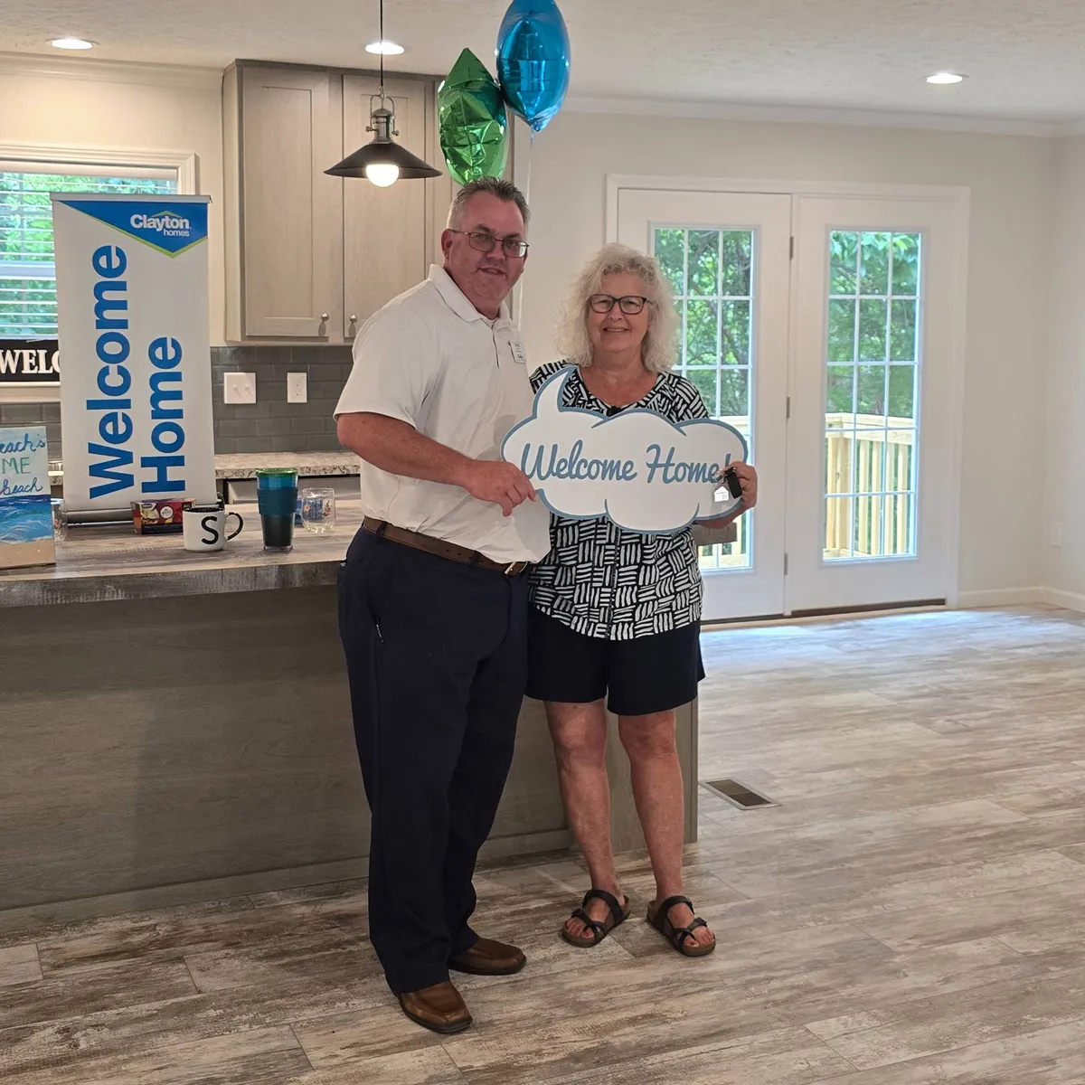 SANDRA V. welcome home image