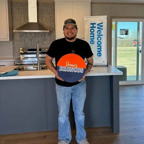 JOEL O. welcome home image