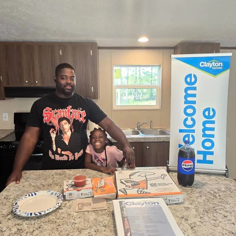 CHRISTOPHER R. welcome home image