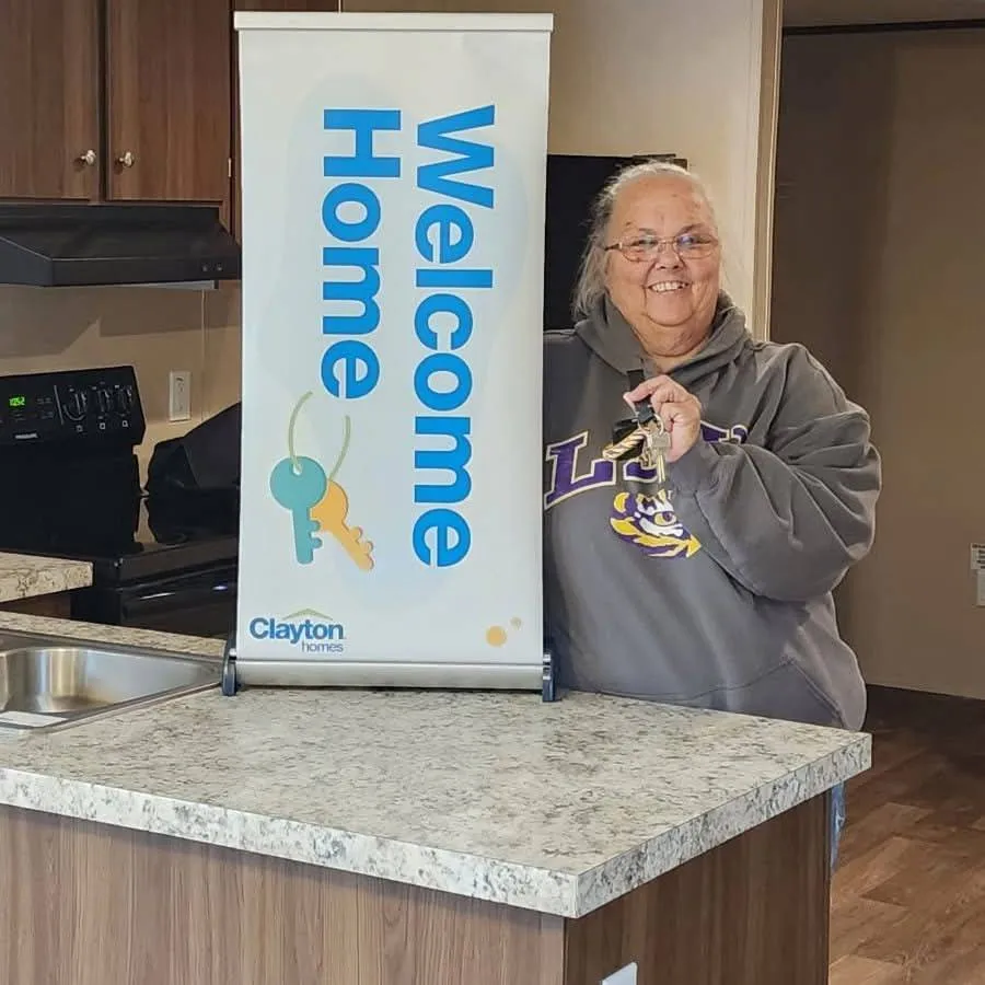 MELANIE H. welcome home image