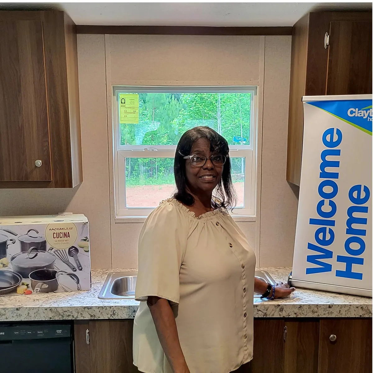 LINDA L. welcome home image