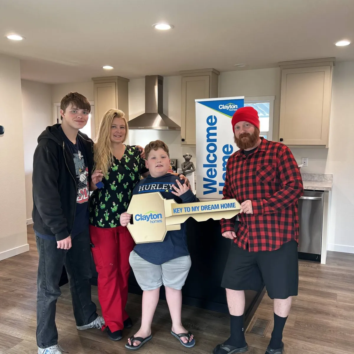 MARISSA R. welcome home image