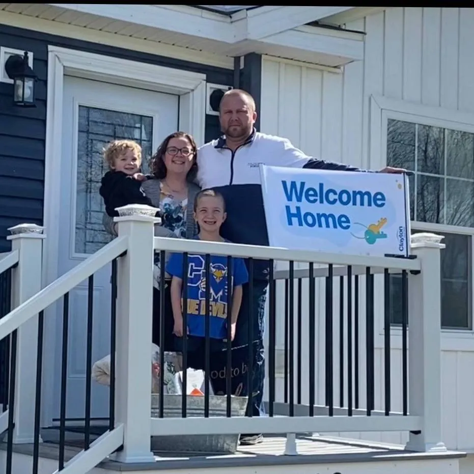 Elizabeth T. welcome home image