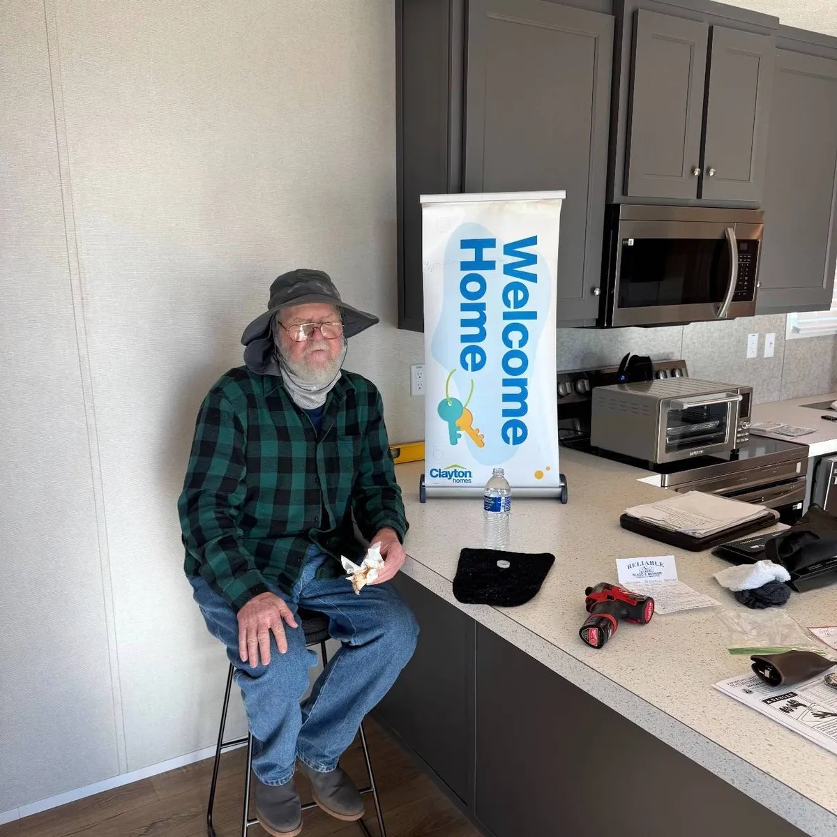 AMANDA M. welcome home image