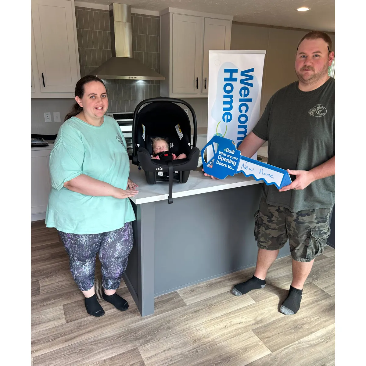 KIMBERLY H. welcome home image