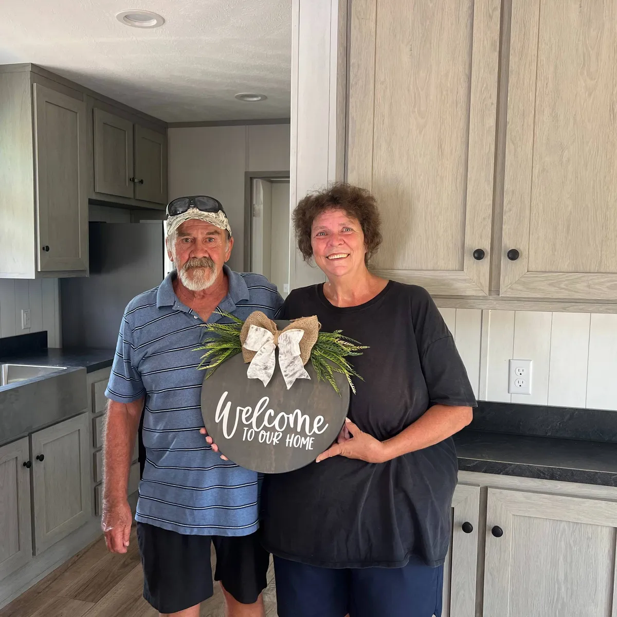 ROBBIE GLENN L. welcome home image
