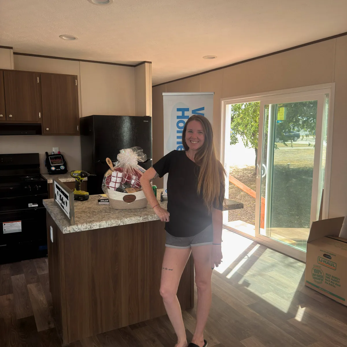AMANDA R. welcome home image