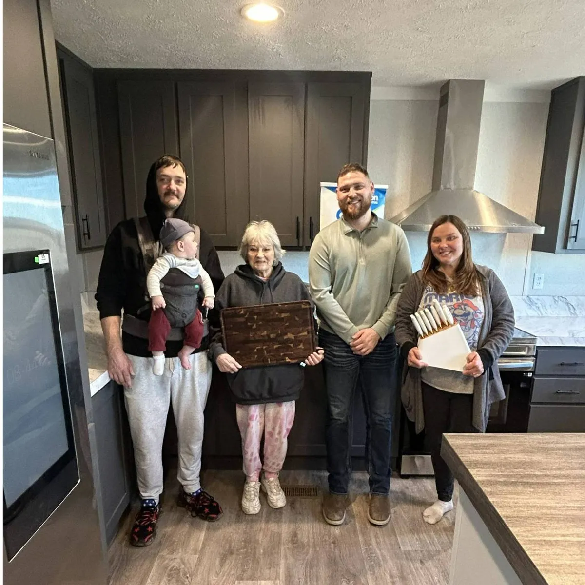 DEBBIE H. welcome home image