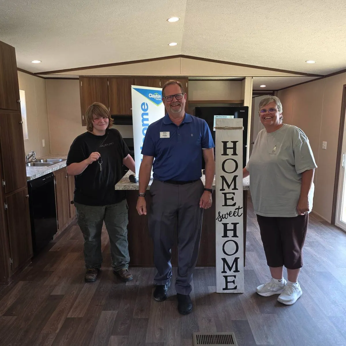 DONNA G. welcome home image