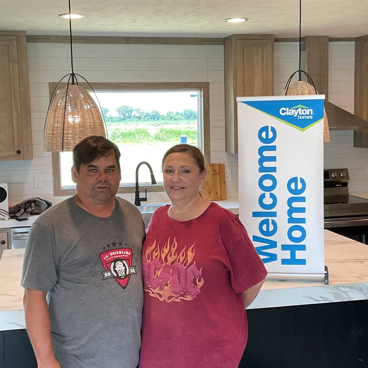 ROXANNE H. welcome home image