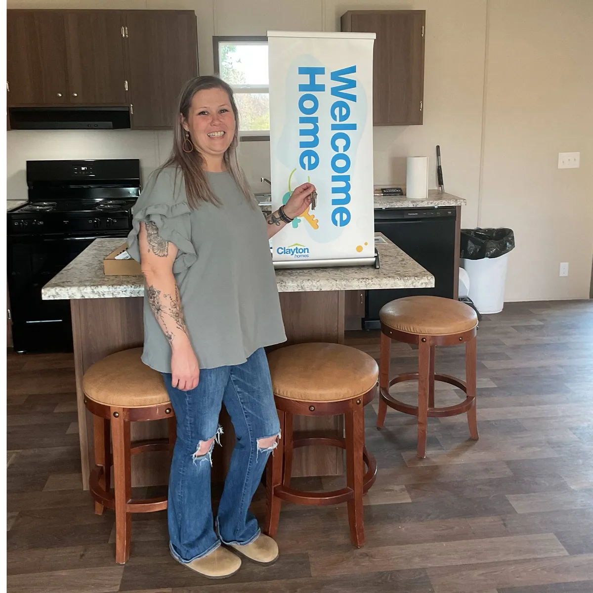 CAITLIN L. welcome home image