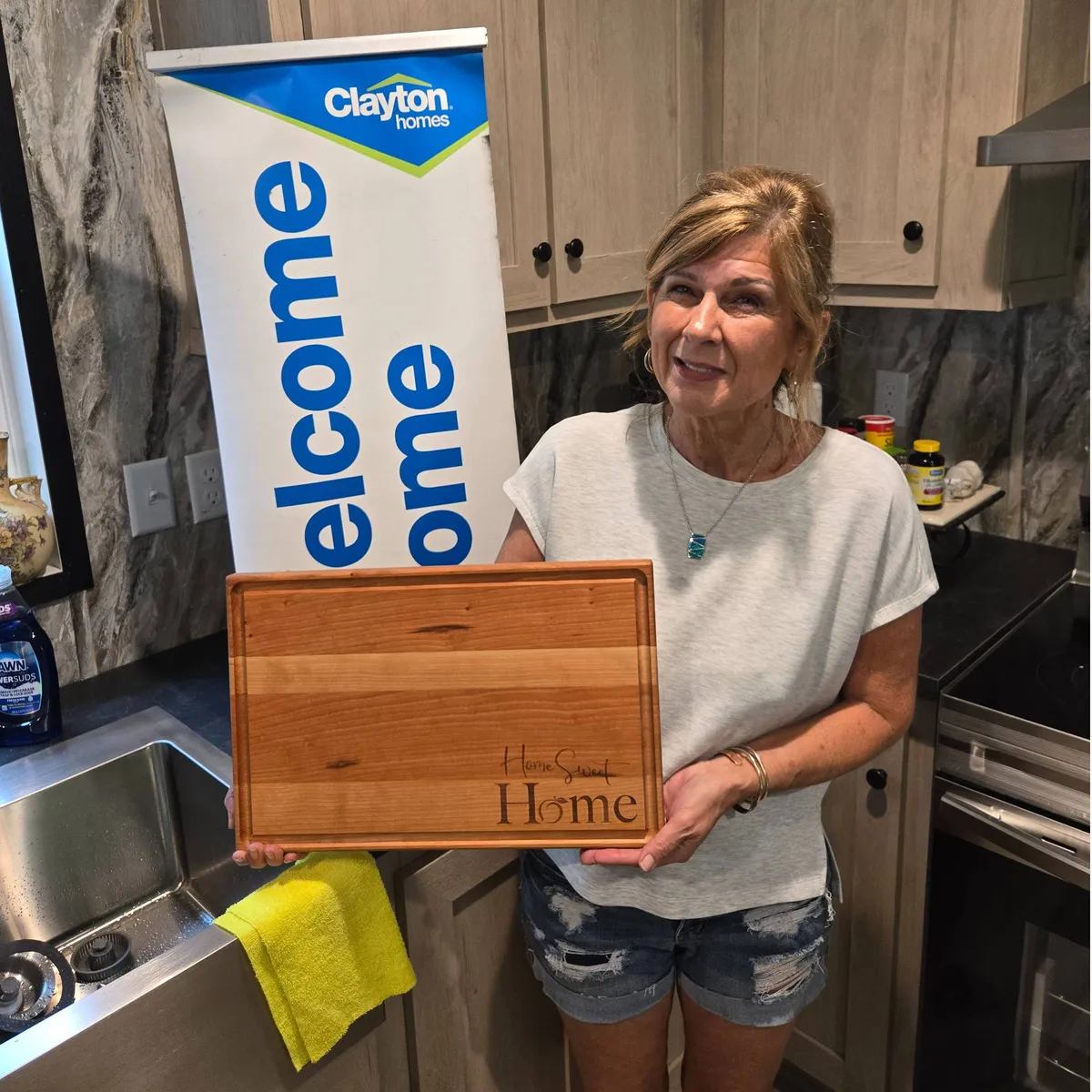 ANGELA D. welcome home image