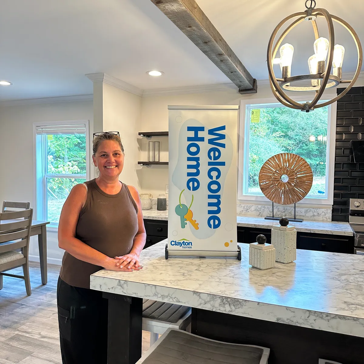 KRISTEN C. welcome home image