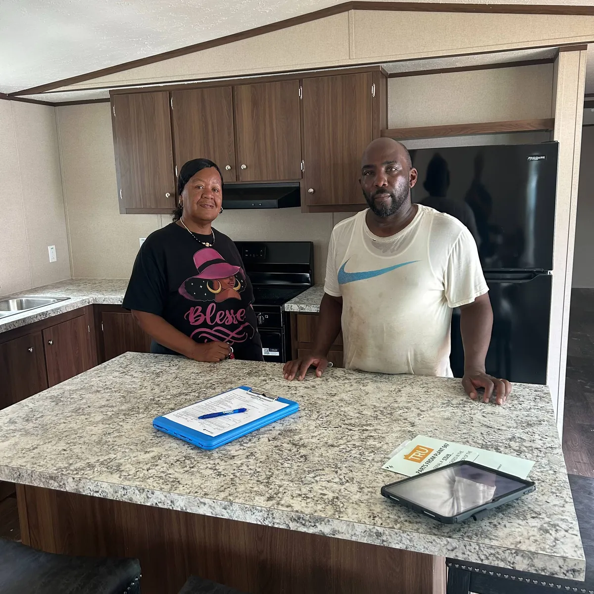 ELIZABETH L. welcome home image