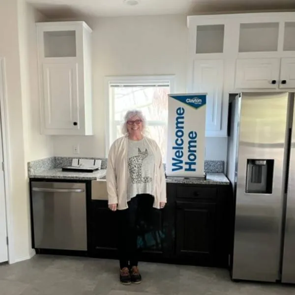 CATHY Y. welcome home image