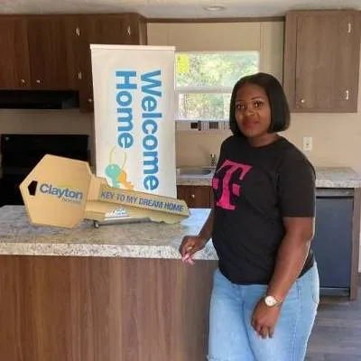 RIYANA W. welcome home image