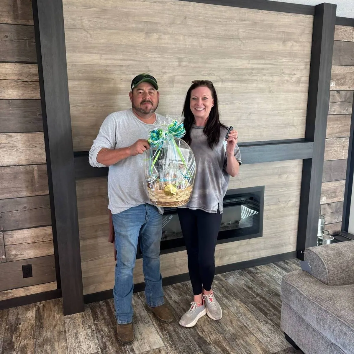 CHRISTOPHER R. welcome home image