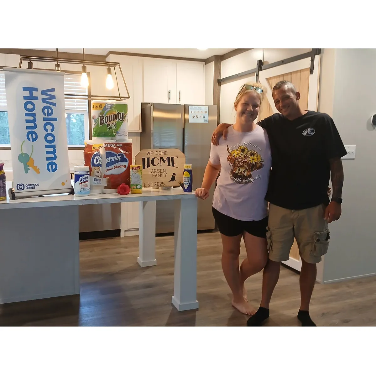 Lindsey Denise L. welcome home image