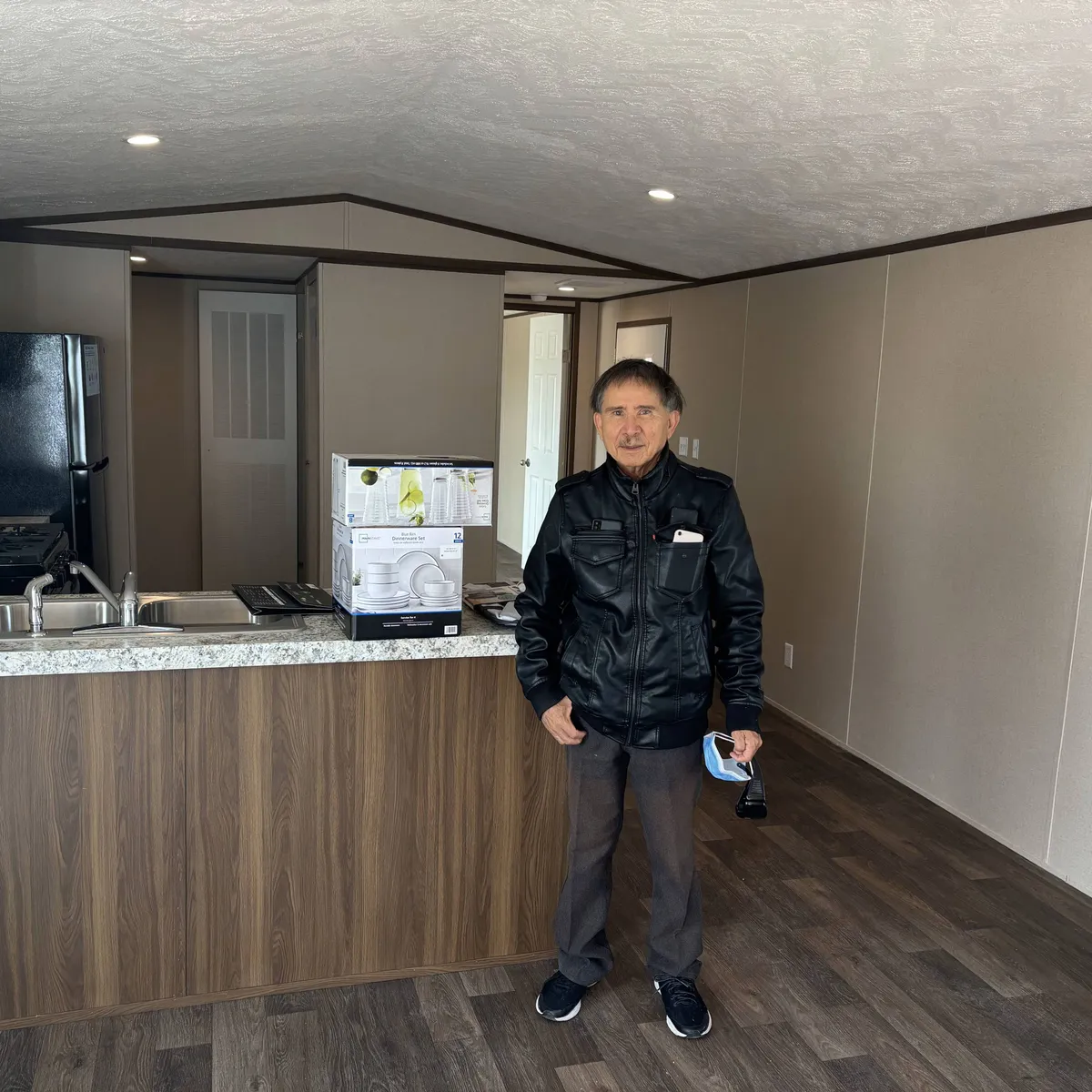 CARLOS M. welcome home image