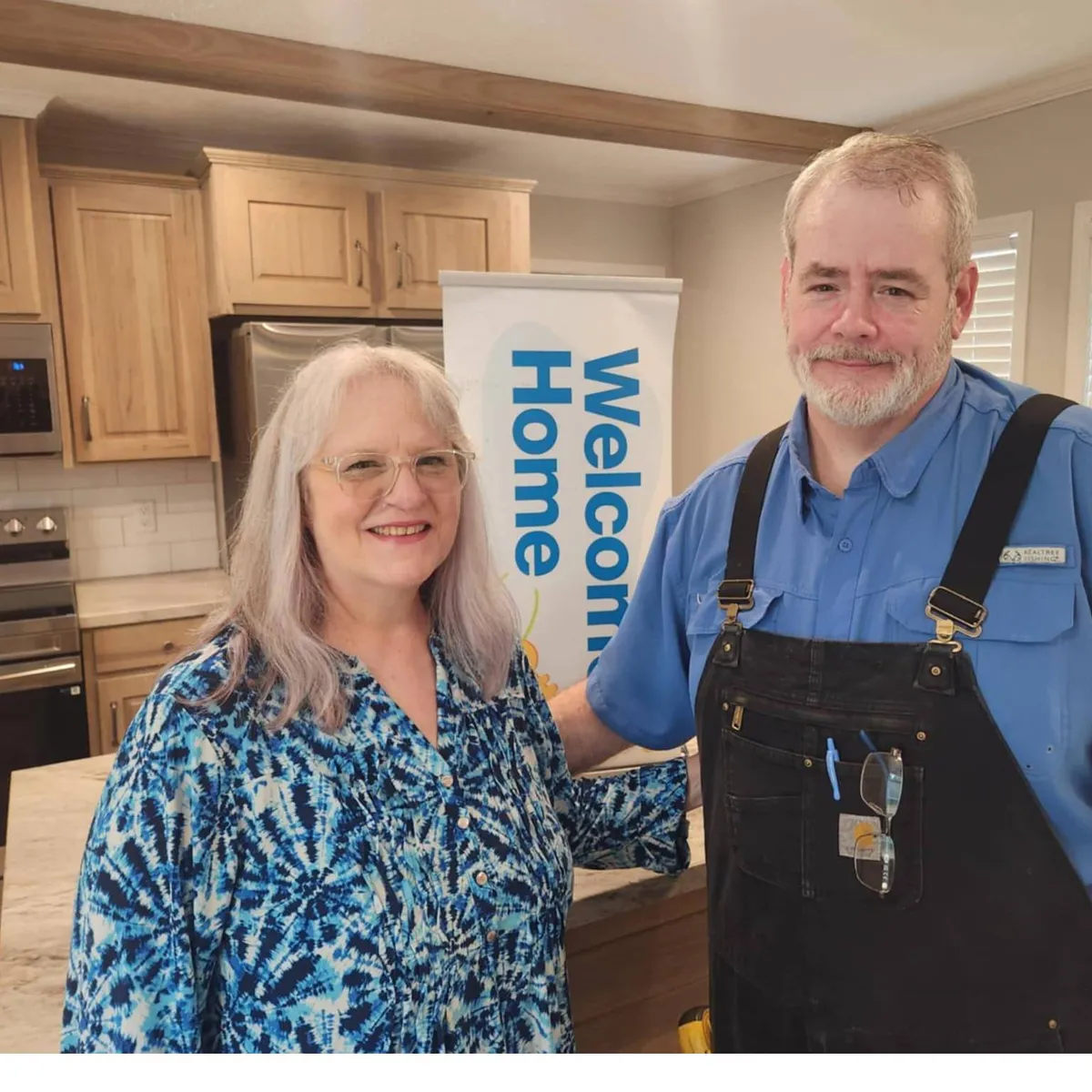 DAYNA R. welcome home image