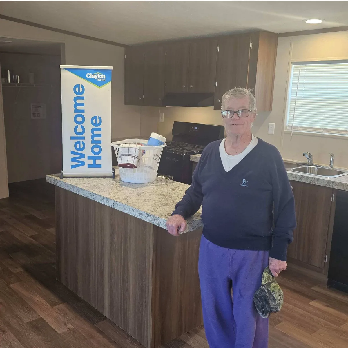 ROBERT D. welcome home image