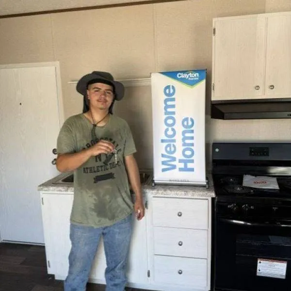 CHRISTIAN Z. welcome home image