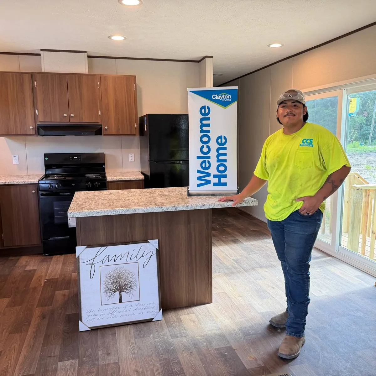 Zuliana G. welcome home image
