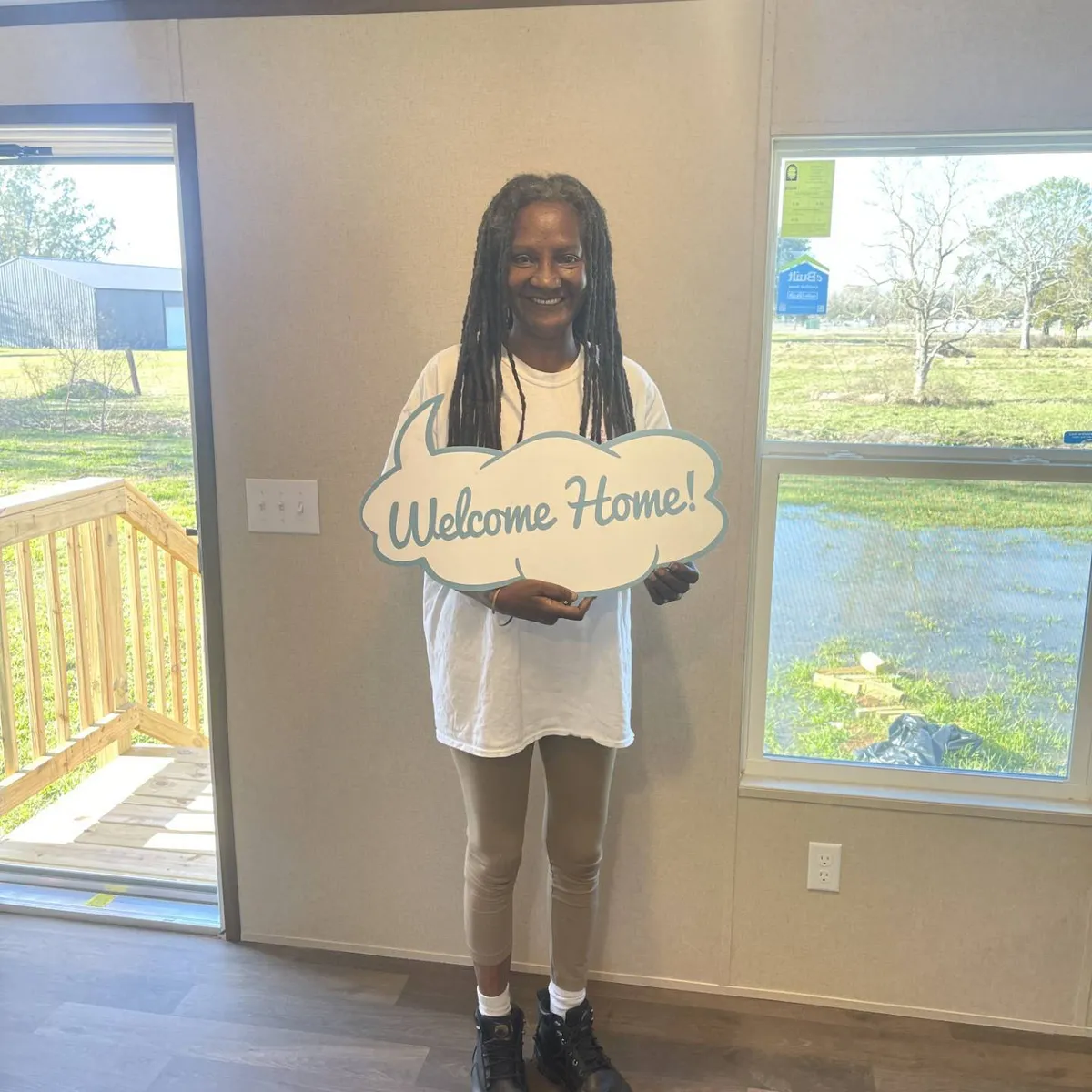 GWENDOLYN M. welcome home image