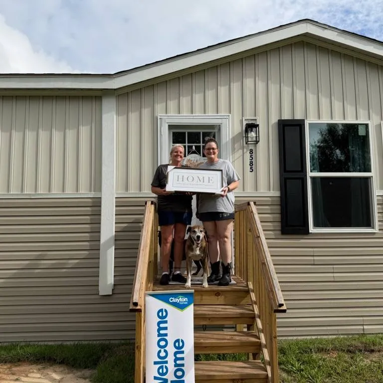 LAURA L. welcome home image