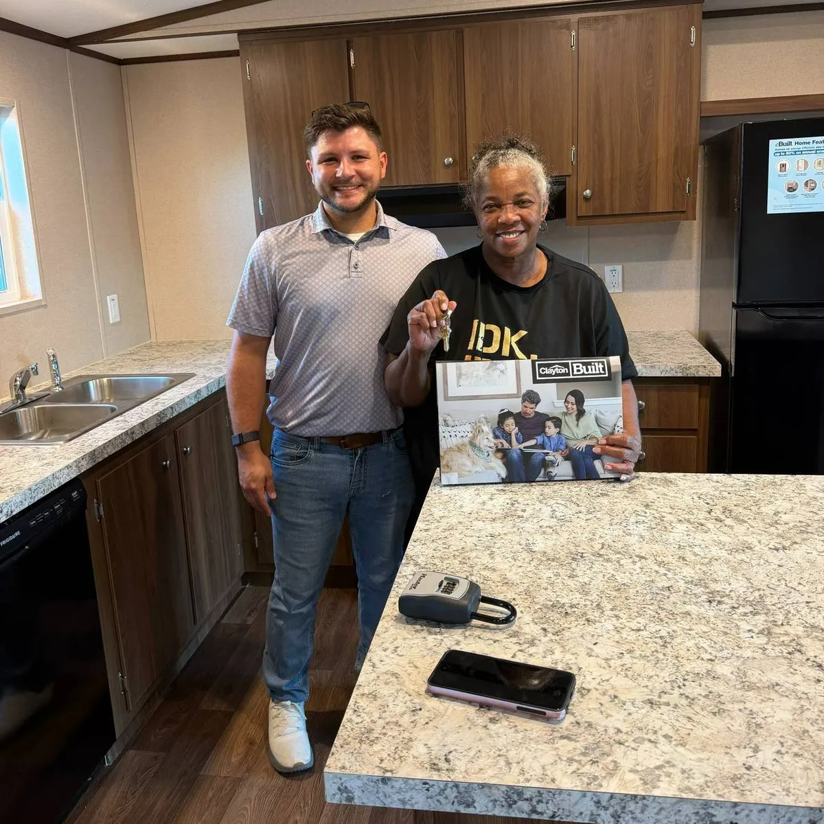 LINDA C. welcome home image