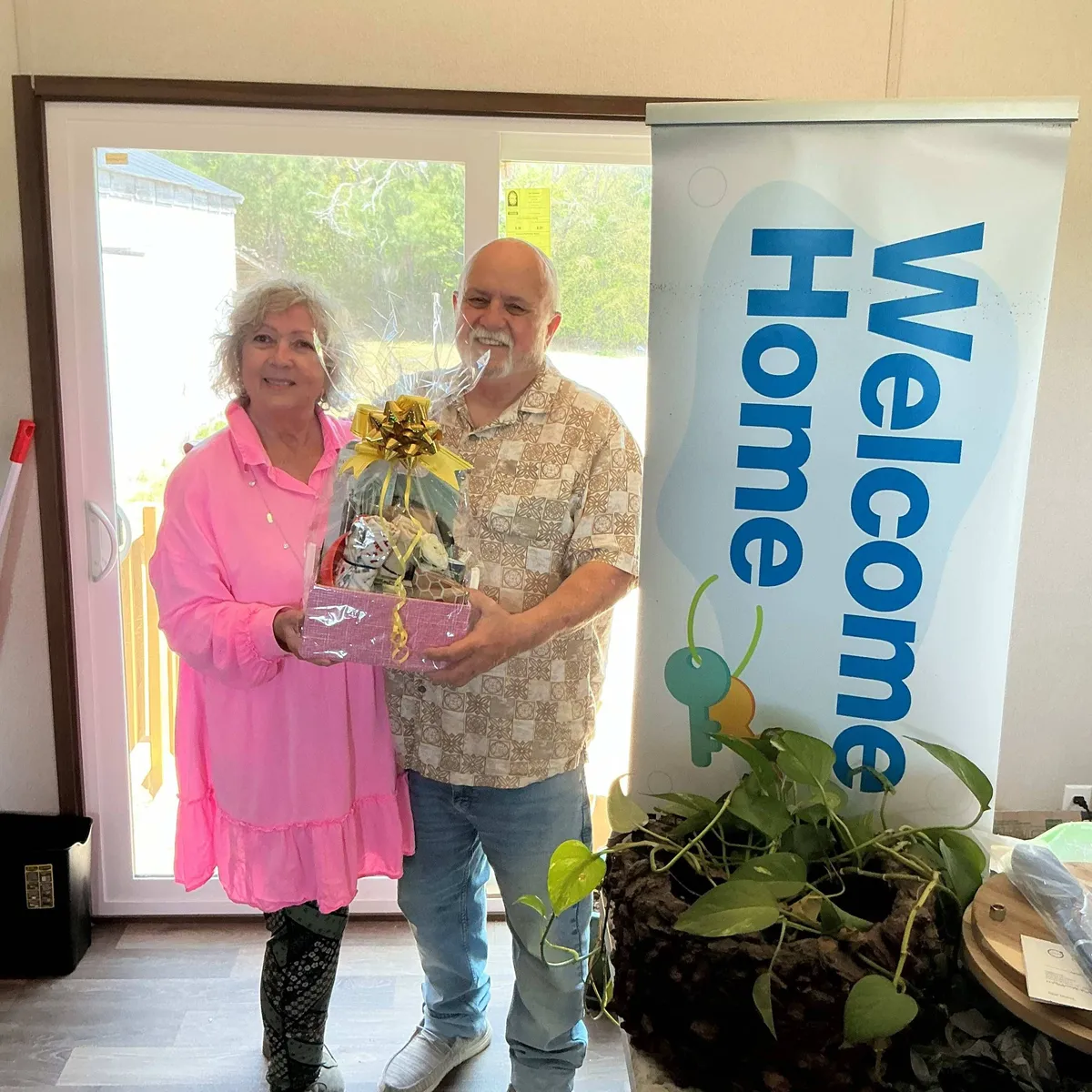 DONNA H. welcome home image