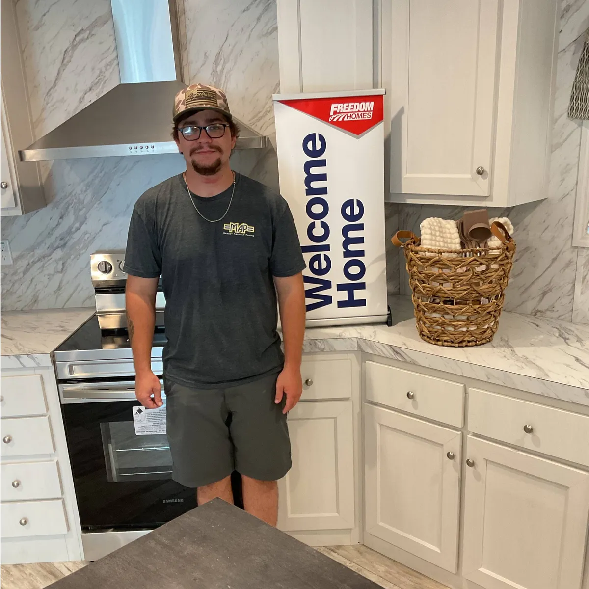 AUSTIN JAMES LEE P. welcome home image