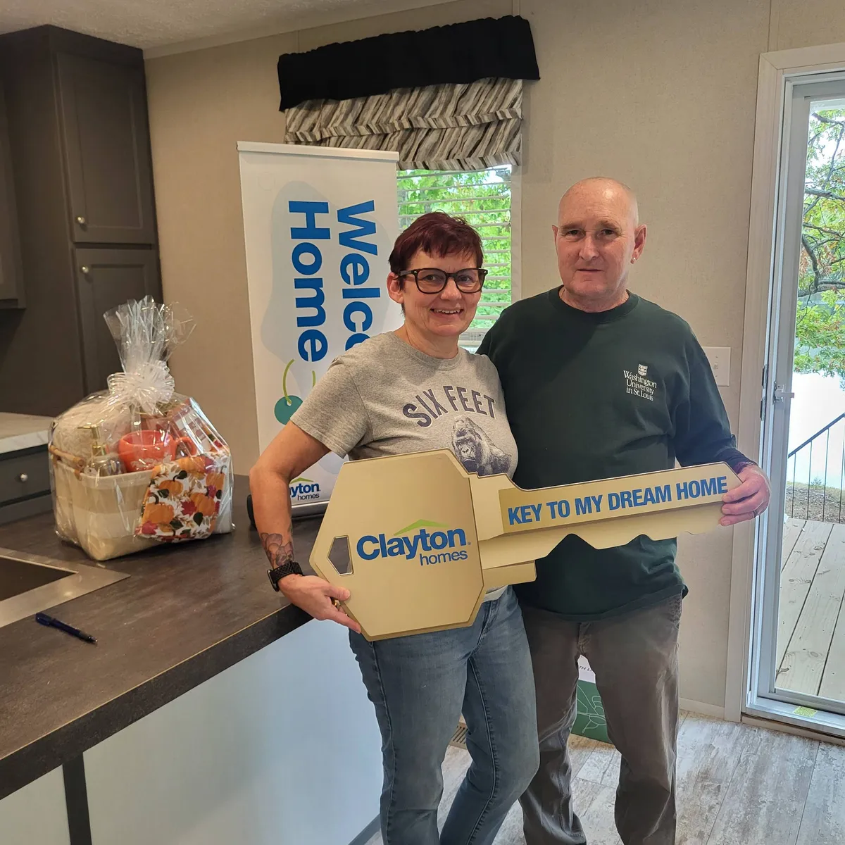 ANNETTE F. welcome home image