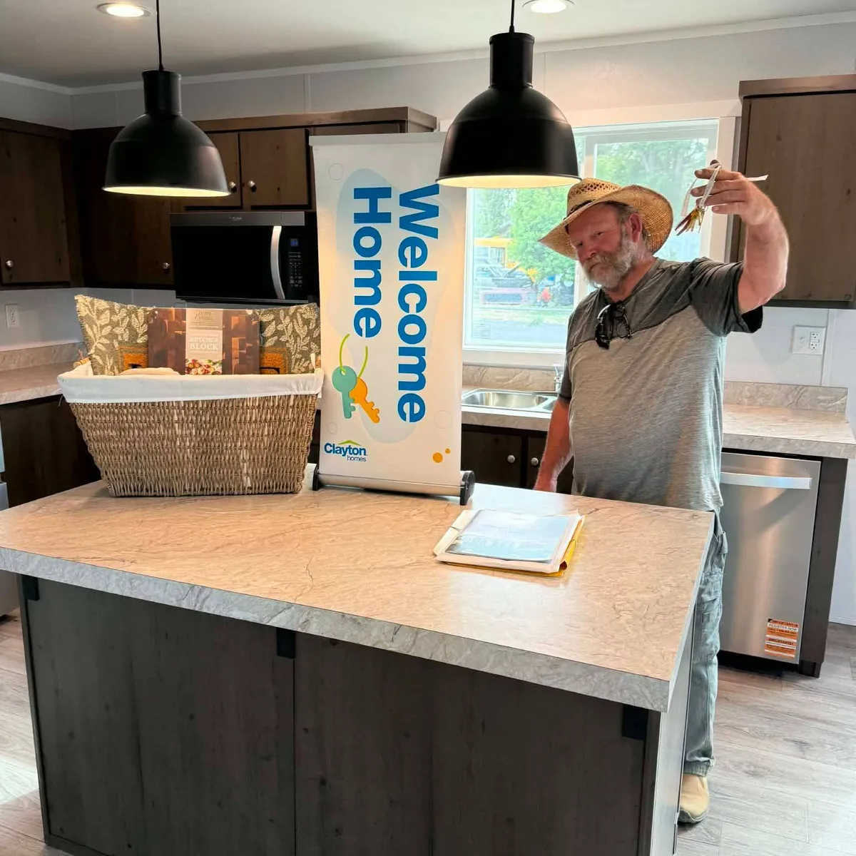 RODNEY OWEN C. welcome home image