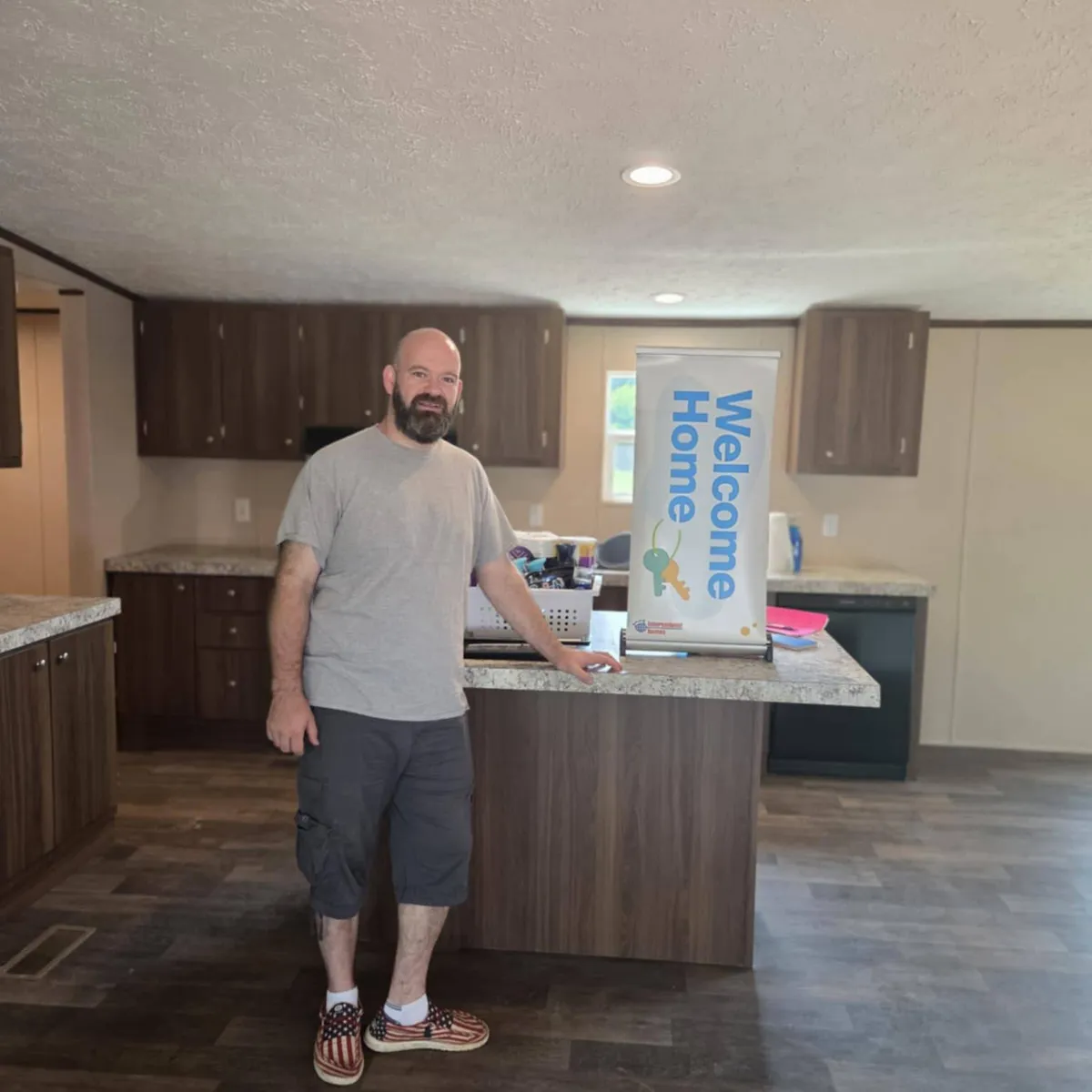 Travis R. welcome home image