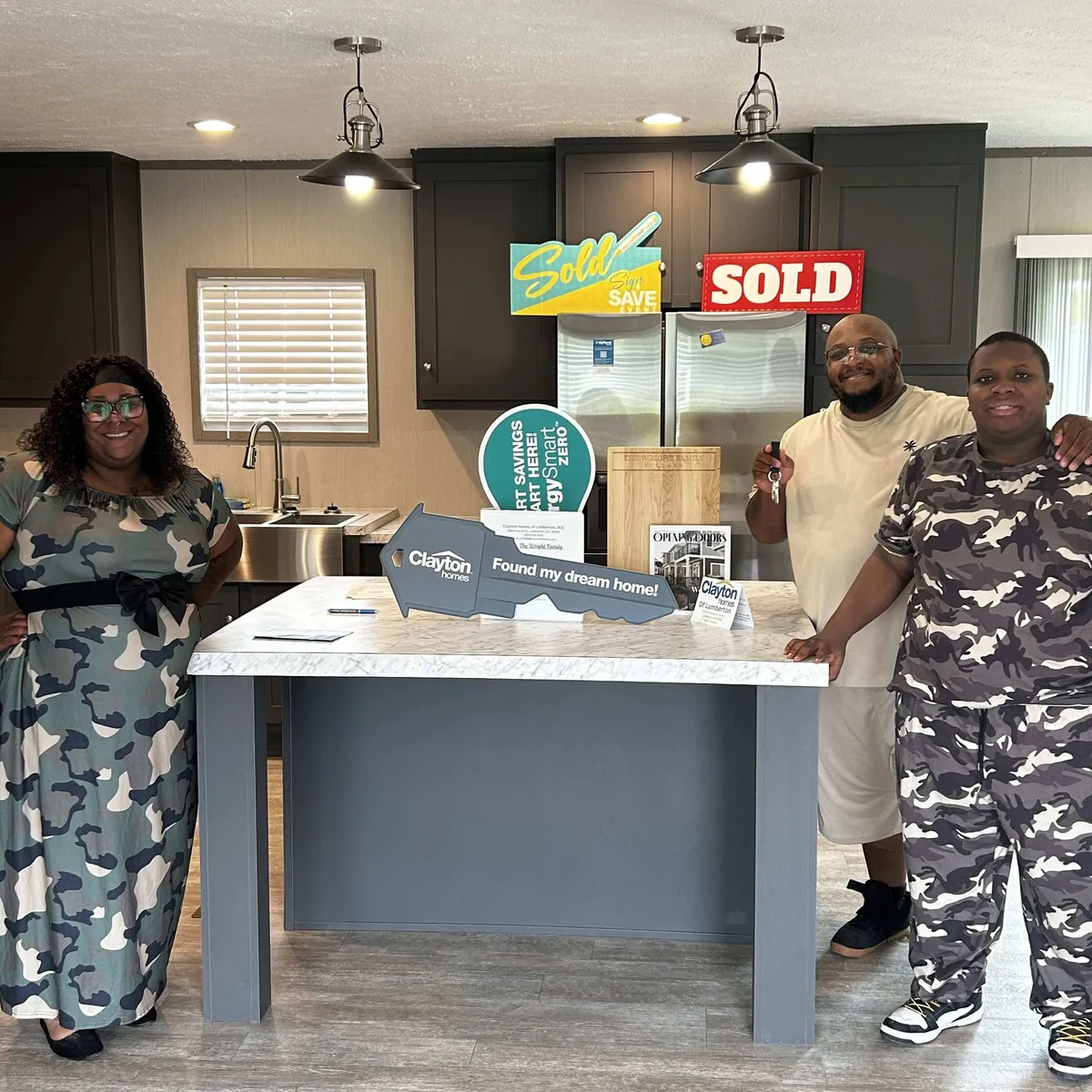 MARQUIES W. welcome home image