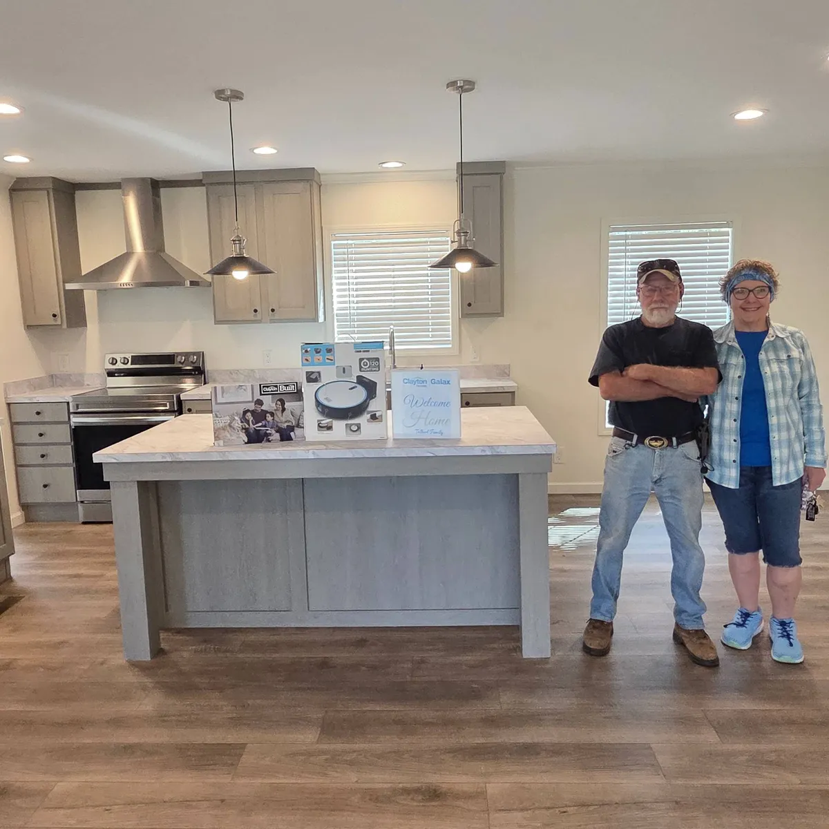 WALTER T. welcome home image