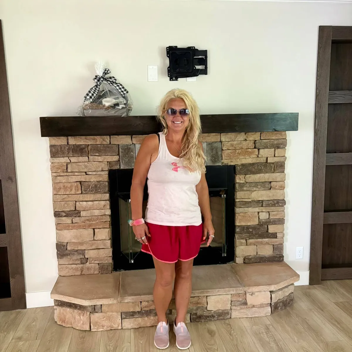 SHERRI LYNN E. welcome home image