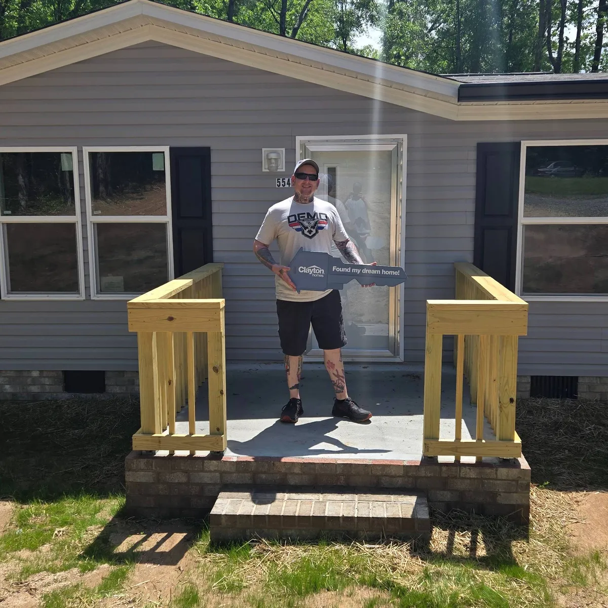 ERIC W. welcome home image