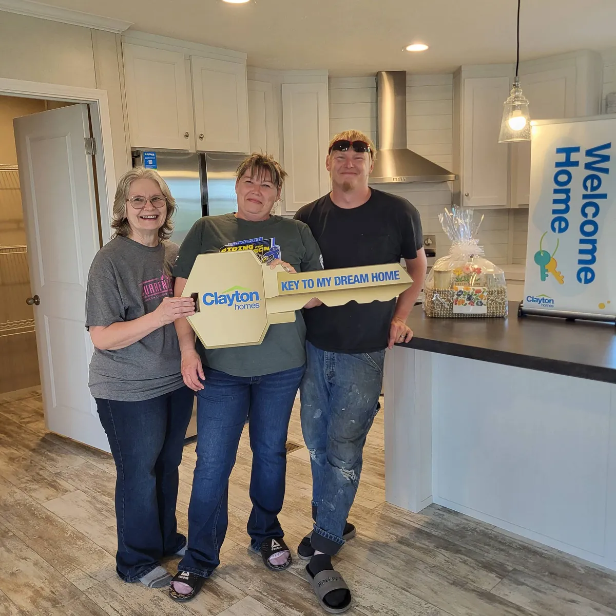 LORA P. welcome home image