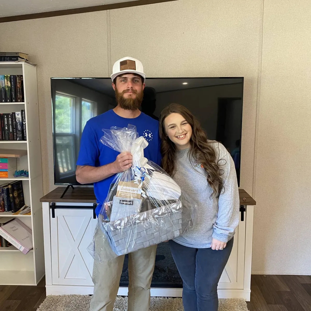 TAYLOR LEE M. welcome home image