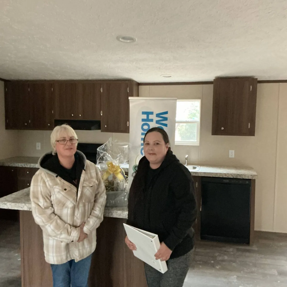 AMANDA R. welcome home image